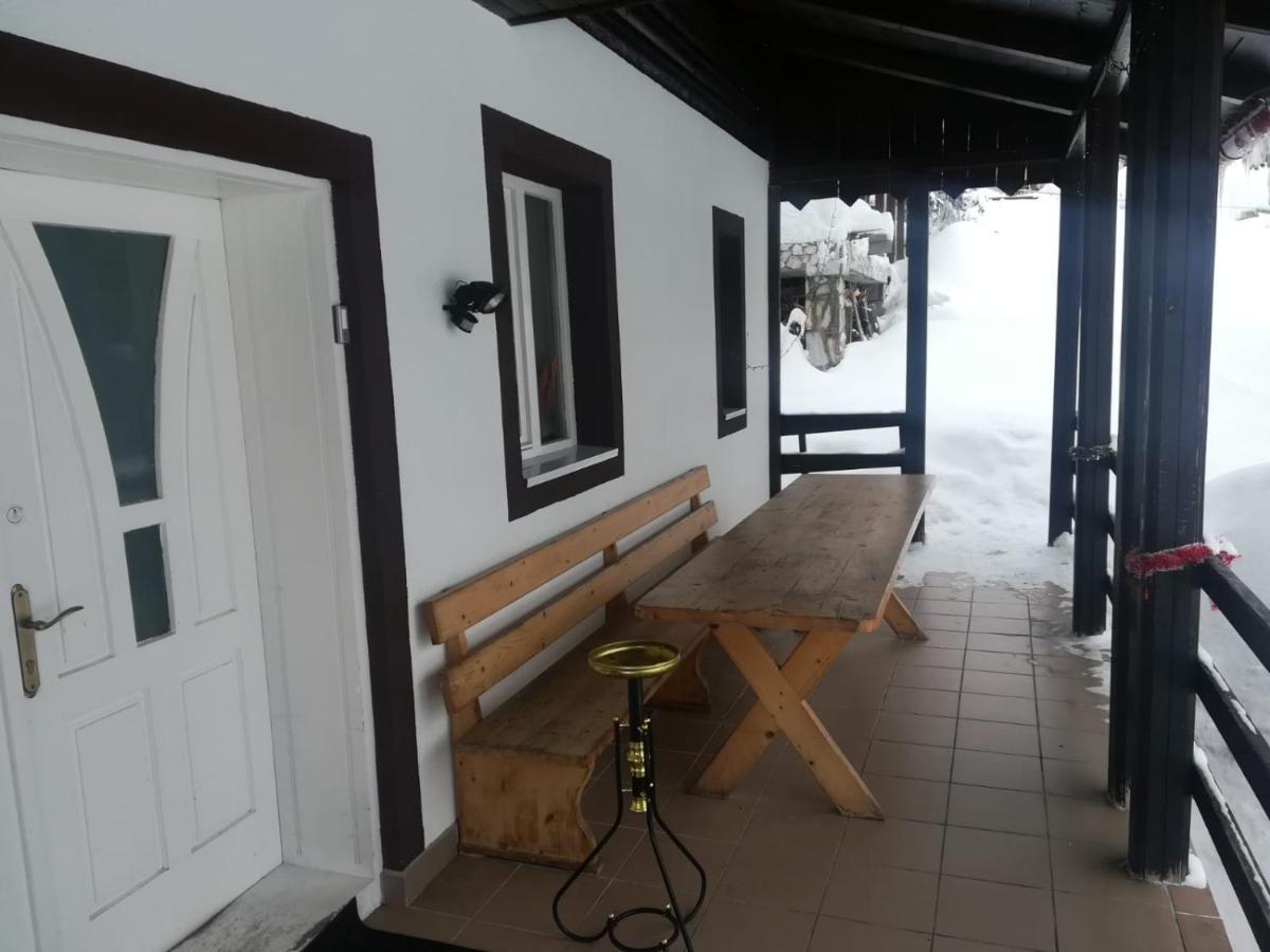 Casa De Vacanta Выртоп Экстерьер фото