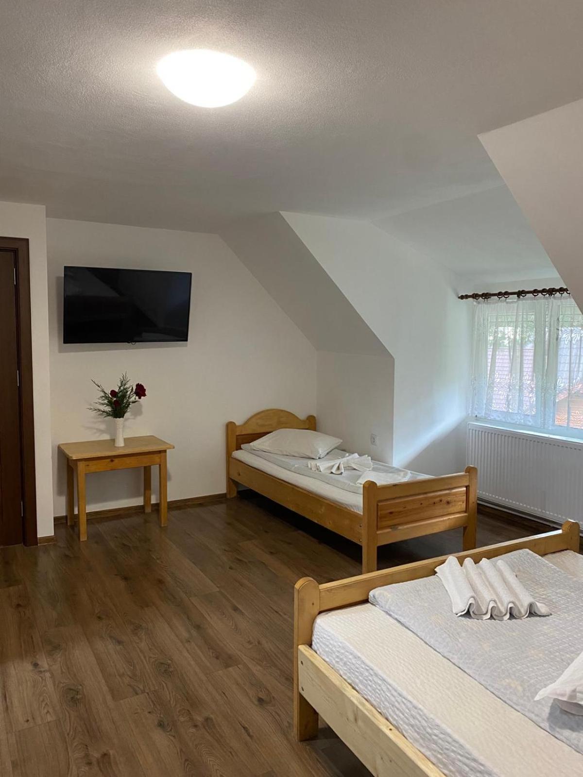 Casa De Vacanta Выртоп Экстерьер фото